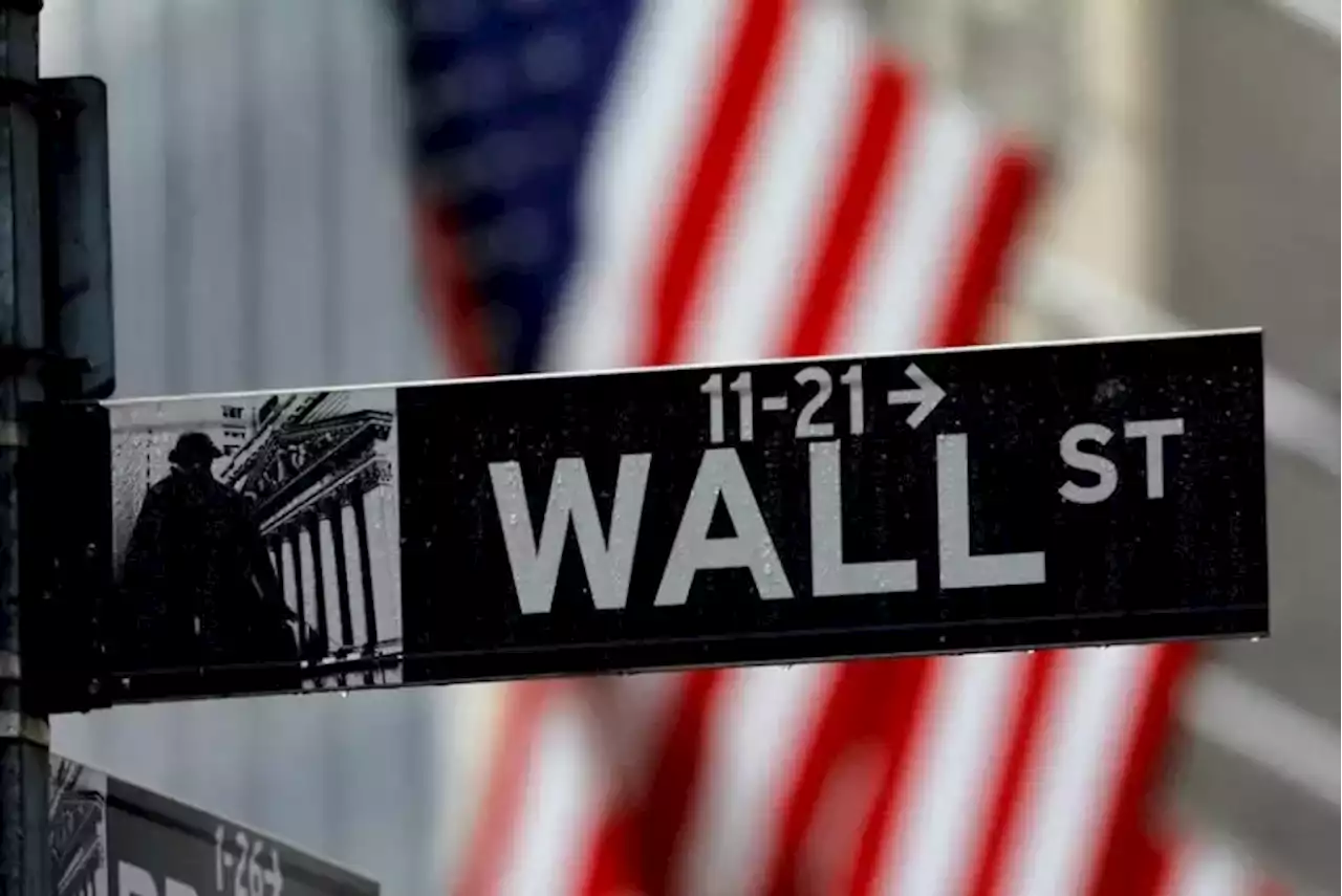 Wall Street ouvre en baisse, la Chine inqui\u00e8te