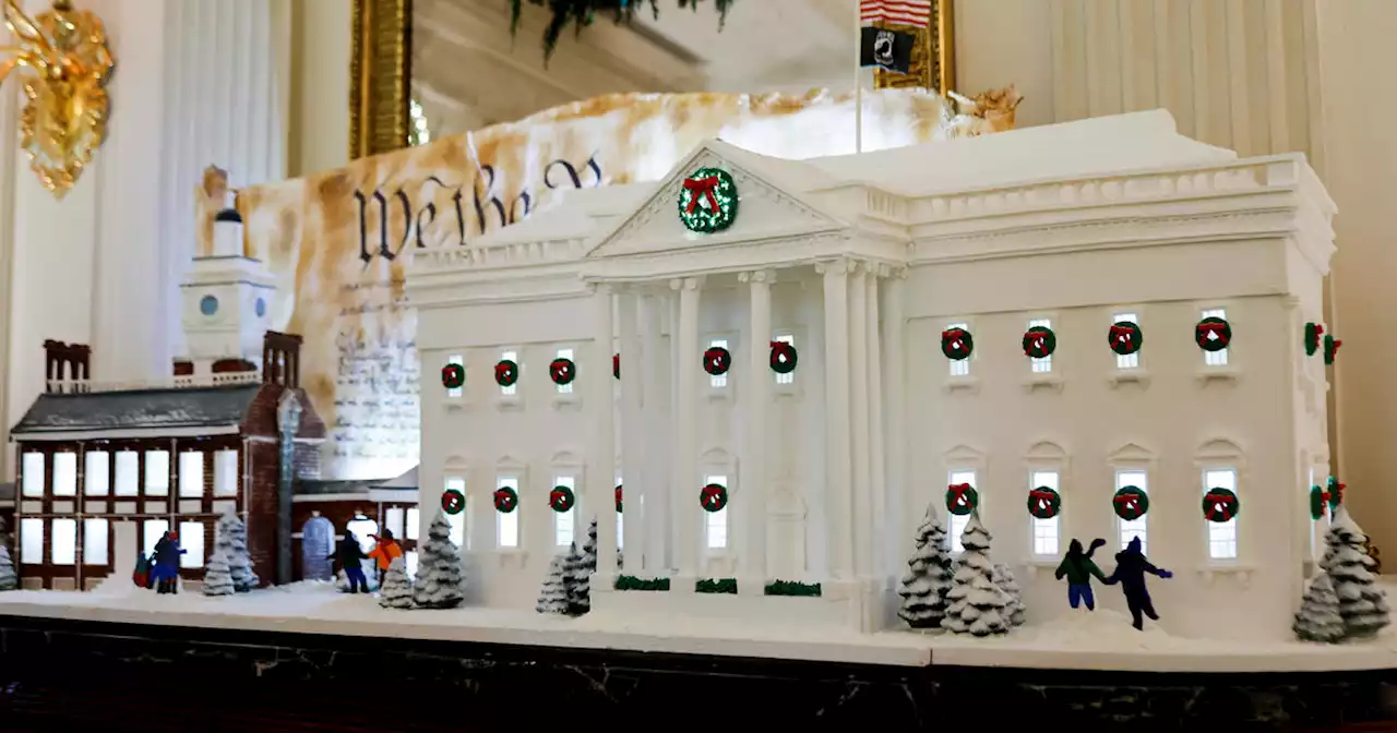 White House unveils first lady's holiday theme of 'We the People'