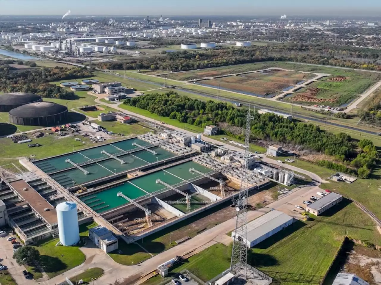 Etats-Unis : les habitants de Houston contraints de faire bouillir l'eau courante après une panne géante