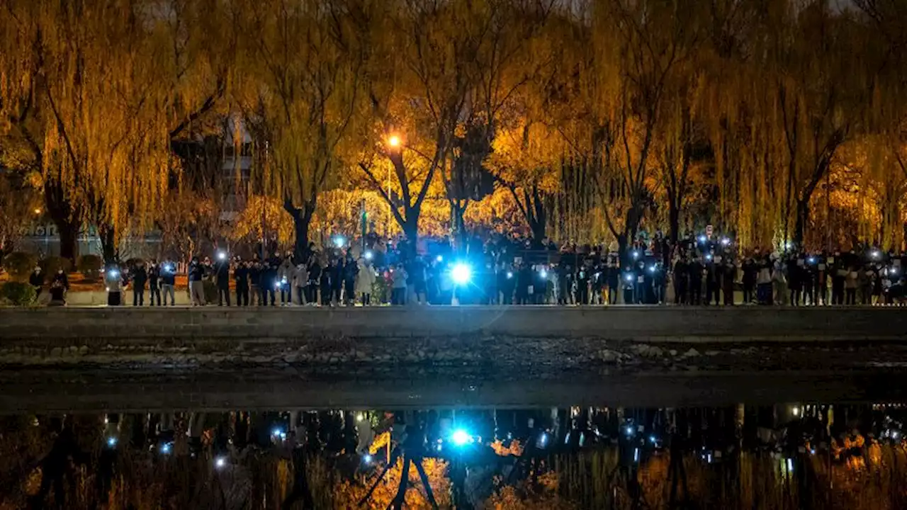 China markets tank as protests erupt over Covid lockdowns | CNN Business