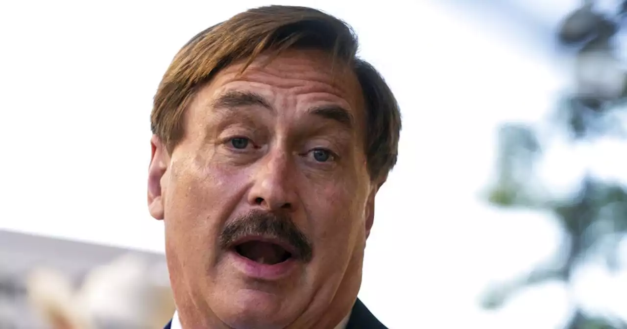 Pillow Fight: Mike Lindell announces challenge for RNC chair