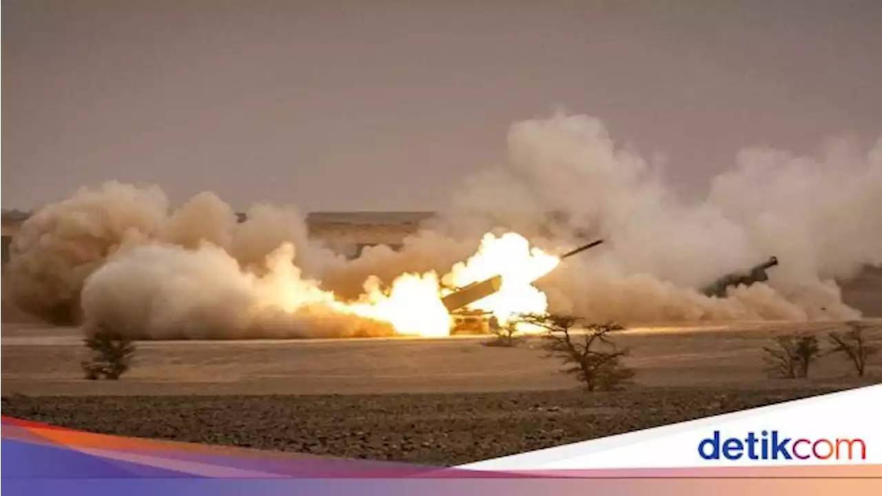 AS Kaji Kirim Senjata Canggih ke Ukraina yang Bisa Hantam Rusia