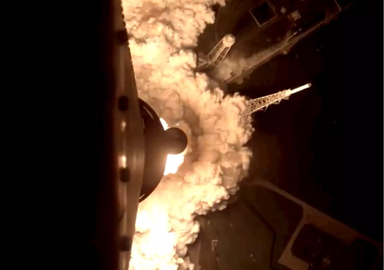 Rocket footage shows awesome view of Orion spacecraft launch | Digital Trends