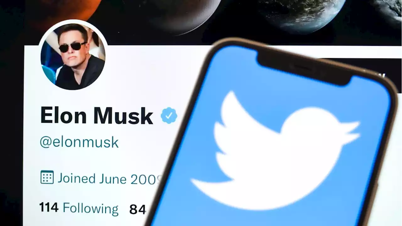 Elon Musk carga contra Apple: la acusa de censura y de intentar retirar Twitter de la App Store