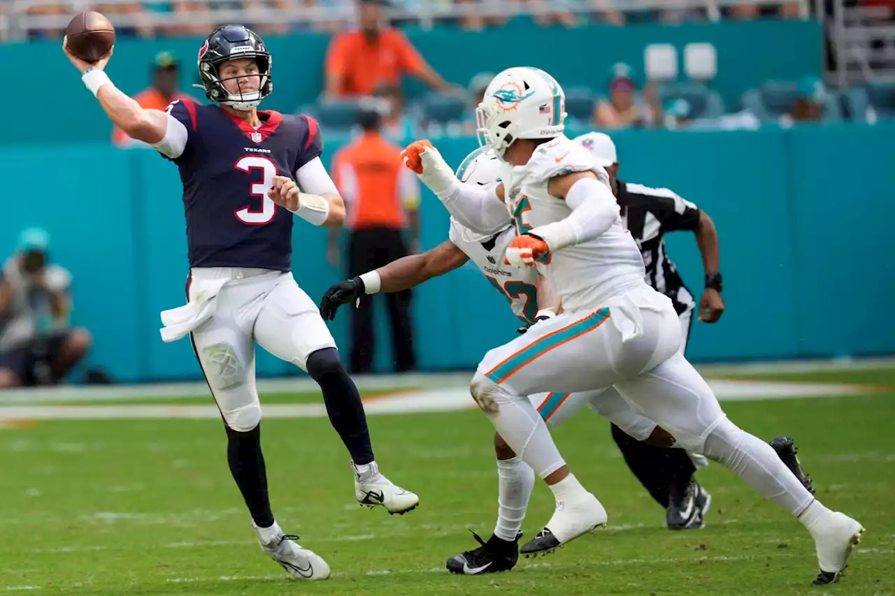 Texans turning point: Interception opens floodgates for Dolphins