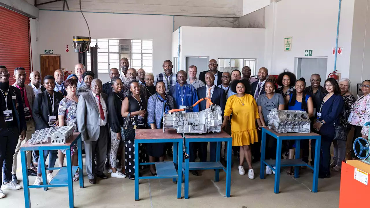 Nissan South Africa donates engines to UJ and 5 TVET colleges - Hypertext