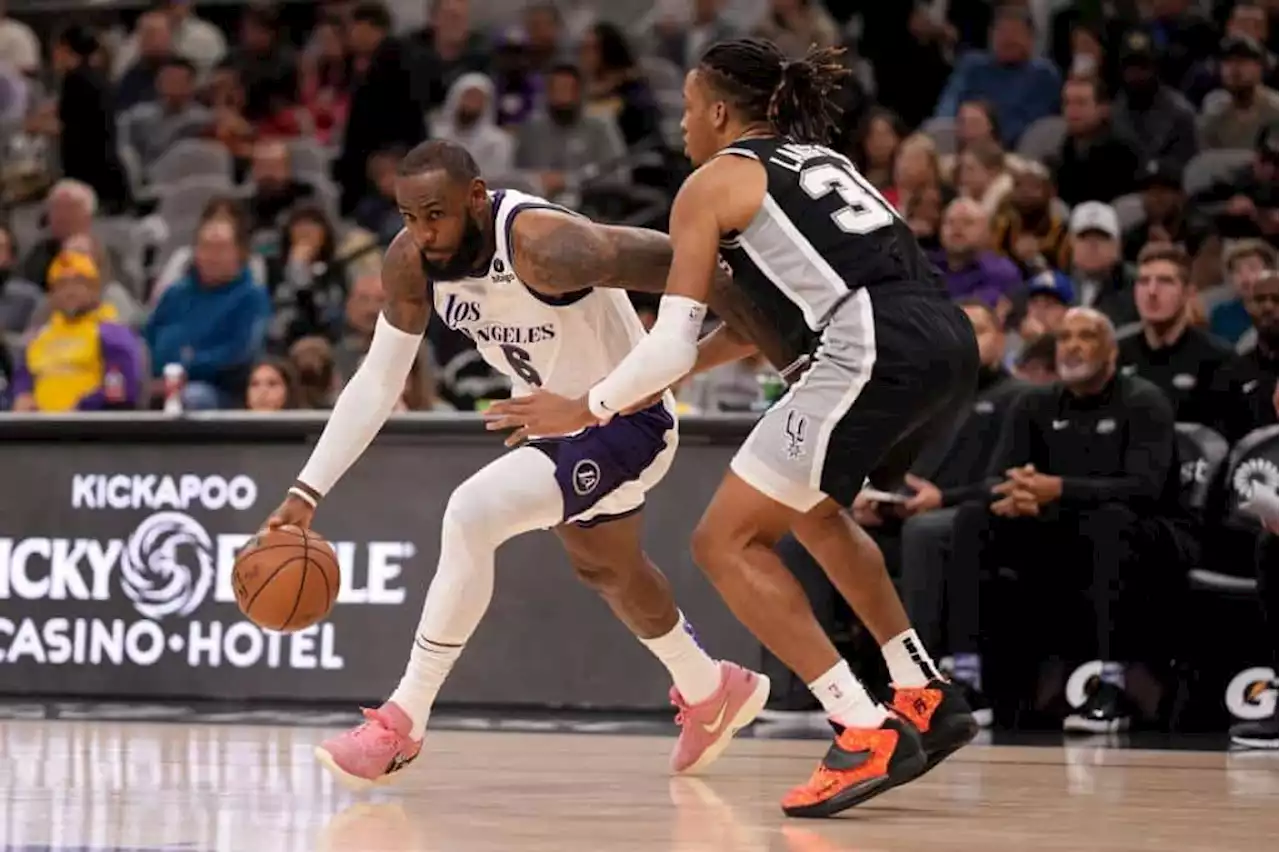 James shines as Lakers beat Spurs again; Suns edge Jazz