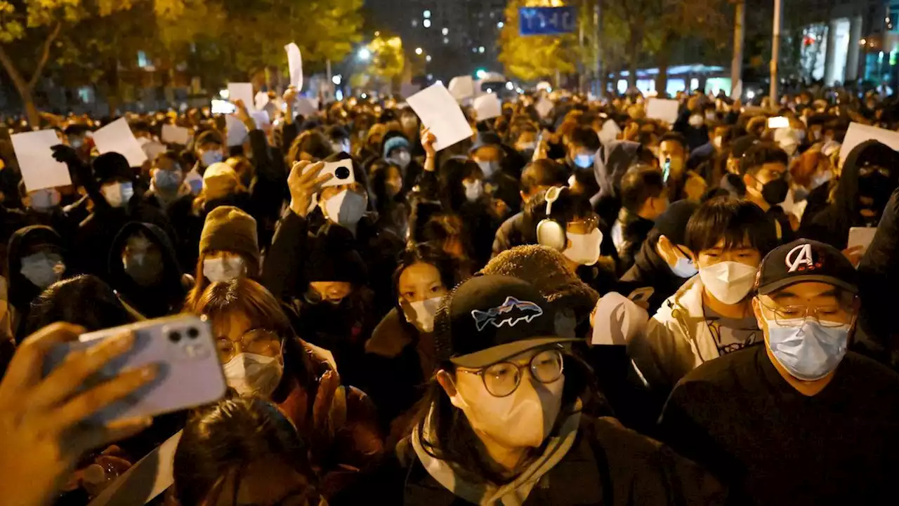 Unprecedented Protests Erupt Across China as COVID Lockdowns Persist