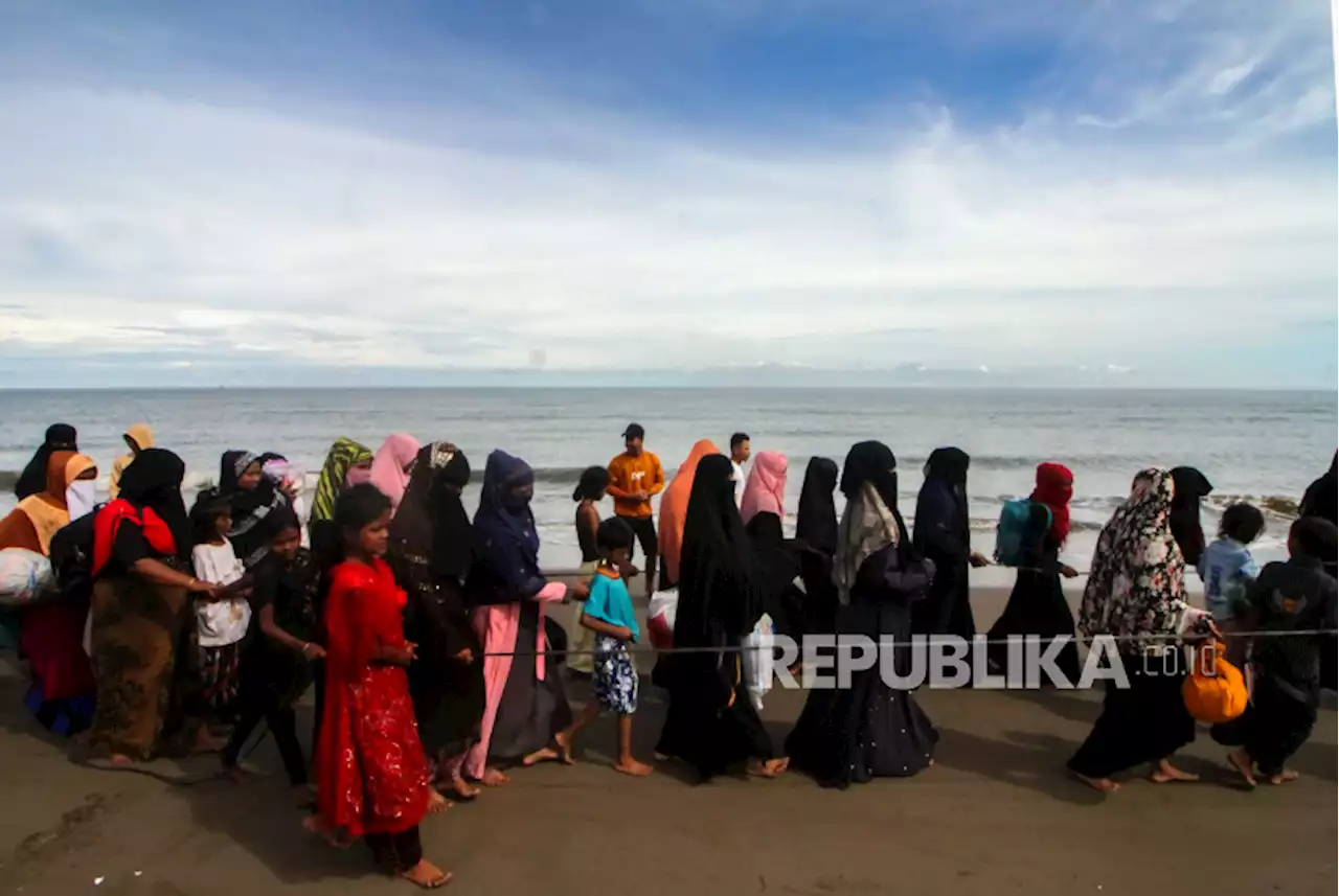 Pemkab Minta UNHCR Tanggung Jawab Tangani Imigran Rohingya yang Terdampar |Republika Online