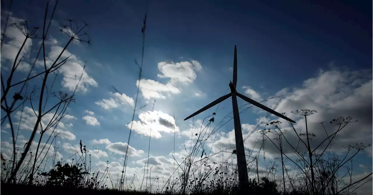 UK government moves to defuse parliamentary row over onshore wind