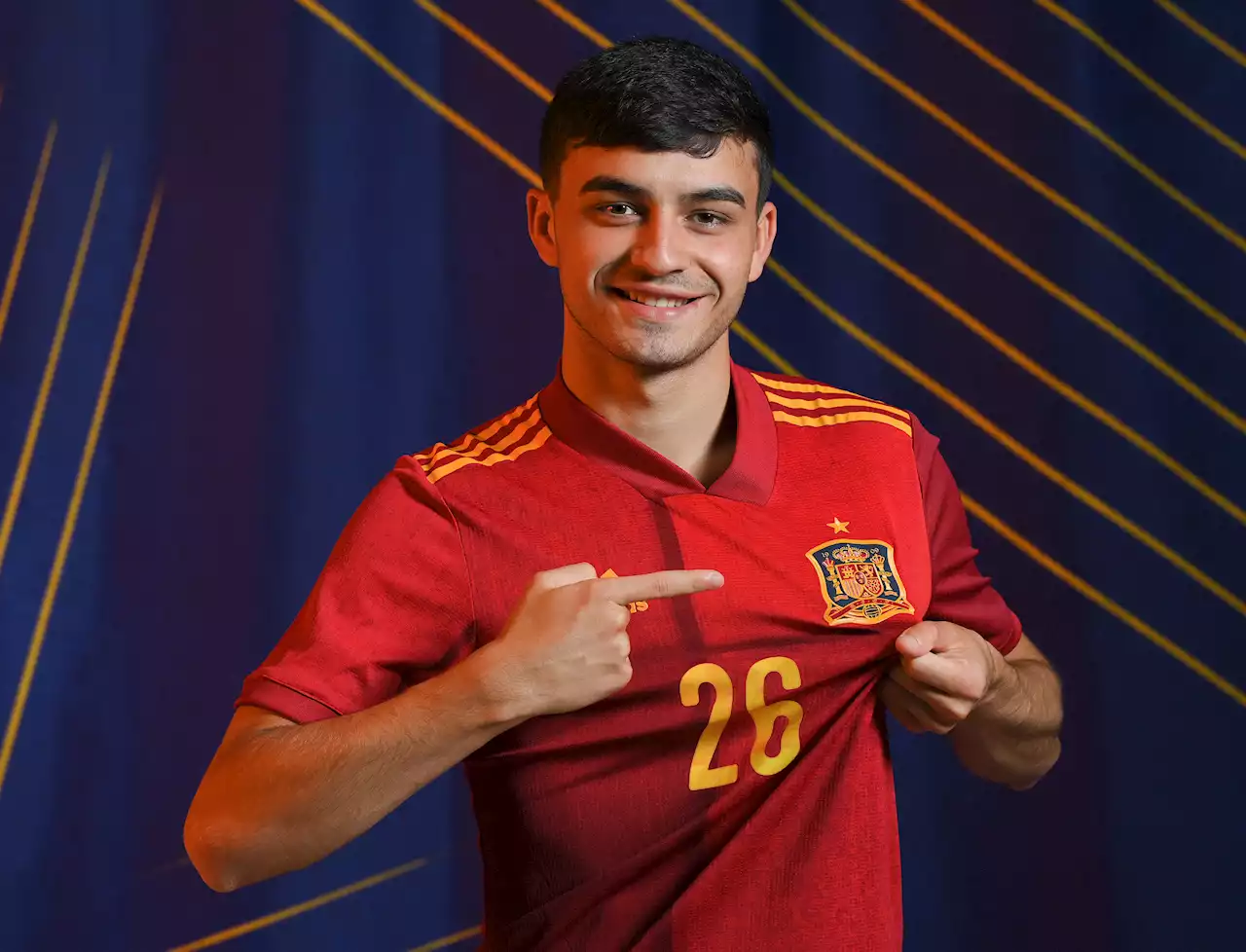 Likened to Andres Iniesta and made history in Euro 2022 - Spain's teenage star