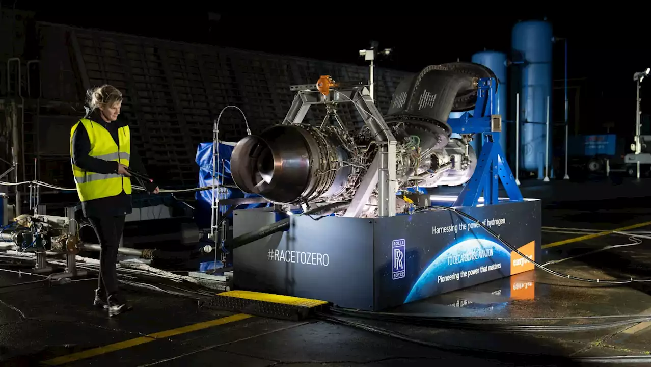 Rolls-Royce Hits Milestone with Hydrogen Plane Engine Test