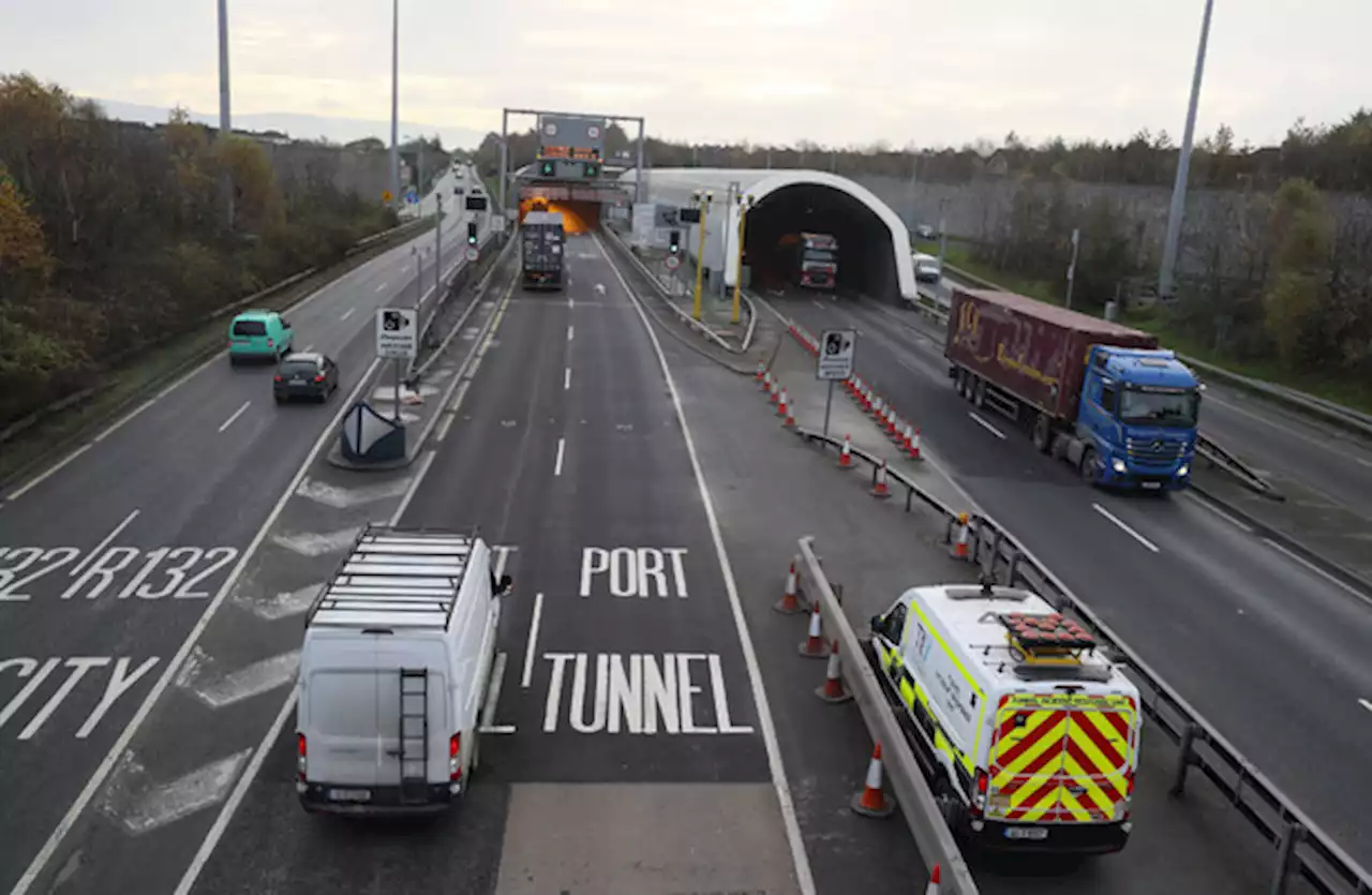 East Wall residents' group block Dublin's Port Tunnel over asylum seeker accommodation