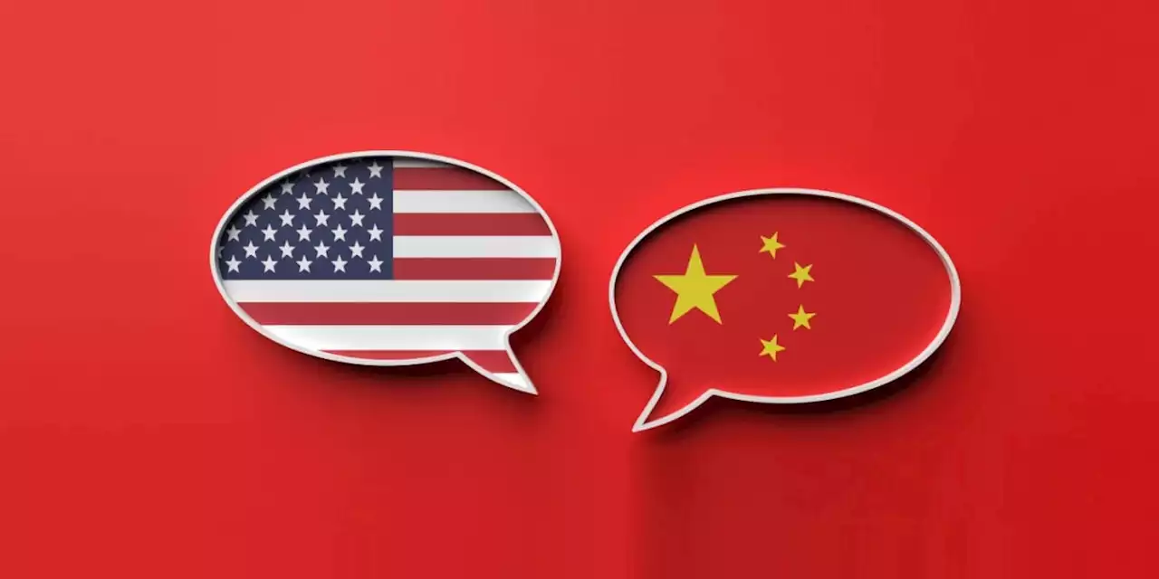 US effectively bans imports of Chinese telecoms products