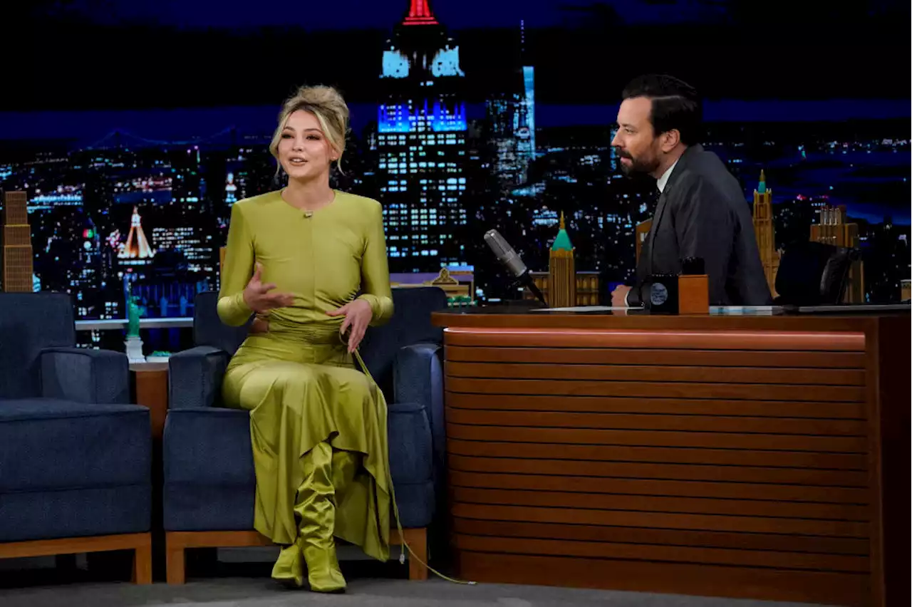 Madelyn Cline Shines in Chartreuse Alexandre Vauthier Dress on ‘Jimmy Fallon’