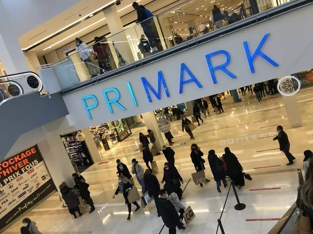 Primark : l’enseigne va ouvrir de nouveaux magasins en France et créer 800 emplois