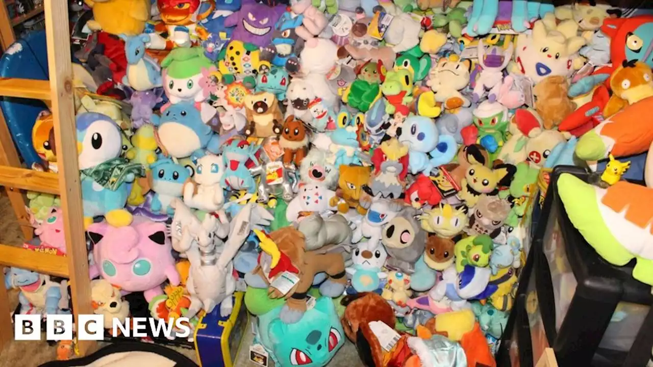 World's largest Pokémon collection fails to sell