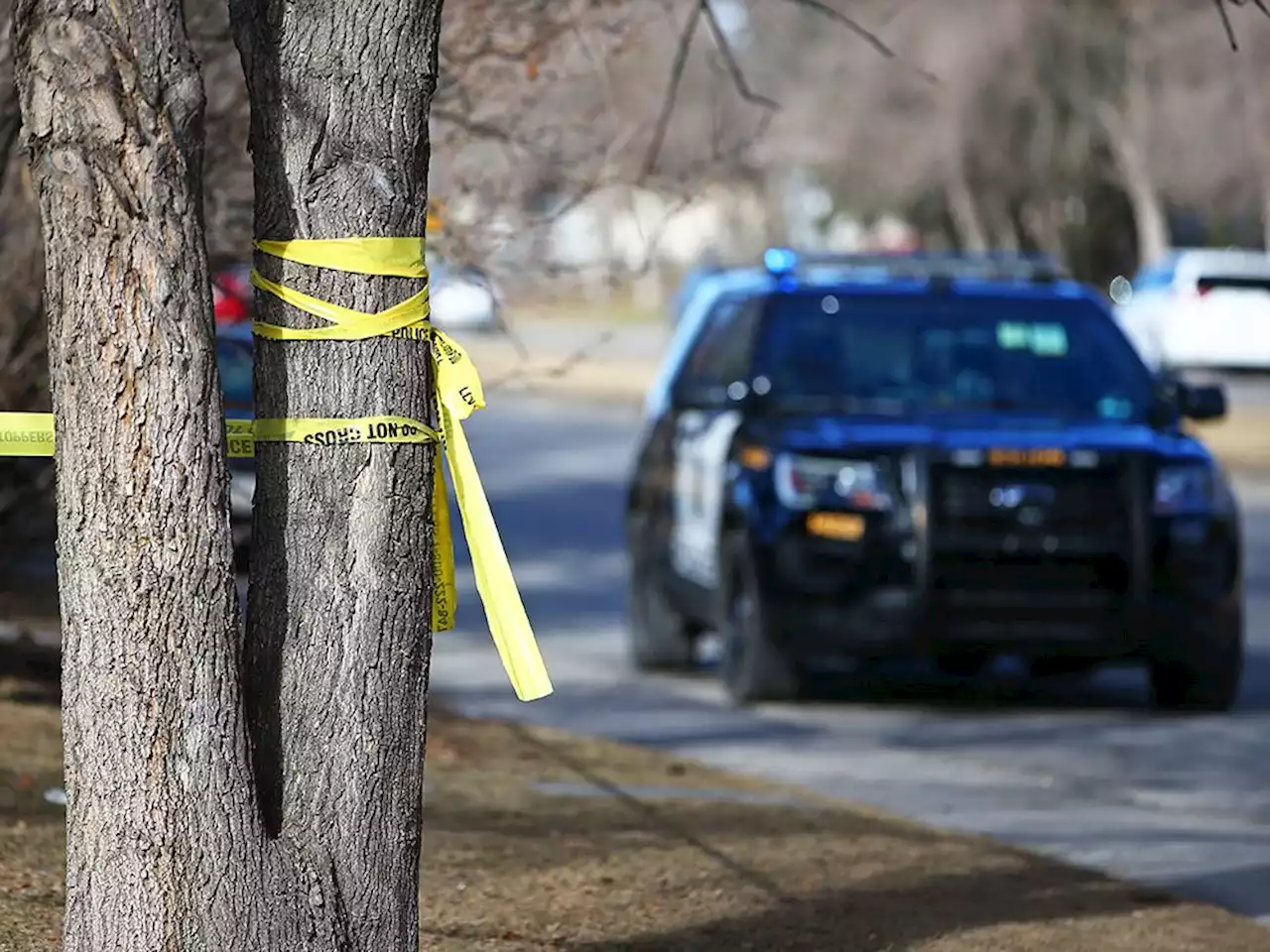 Eyewitness describes watching fatal shooting in middle of roadway from his front door