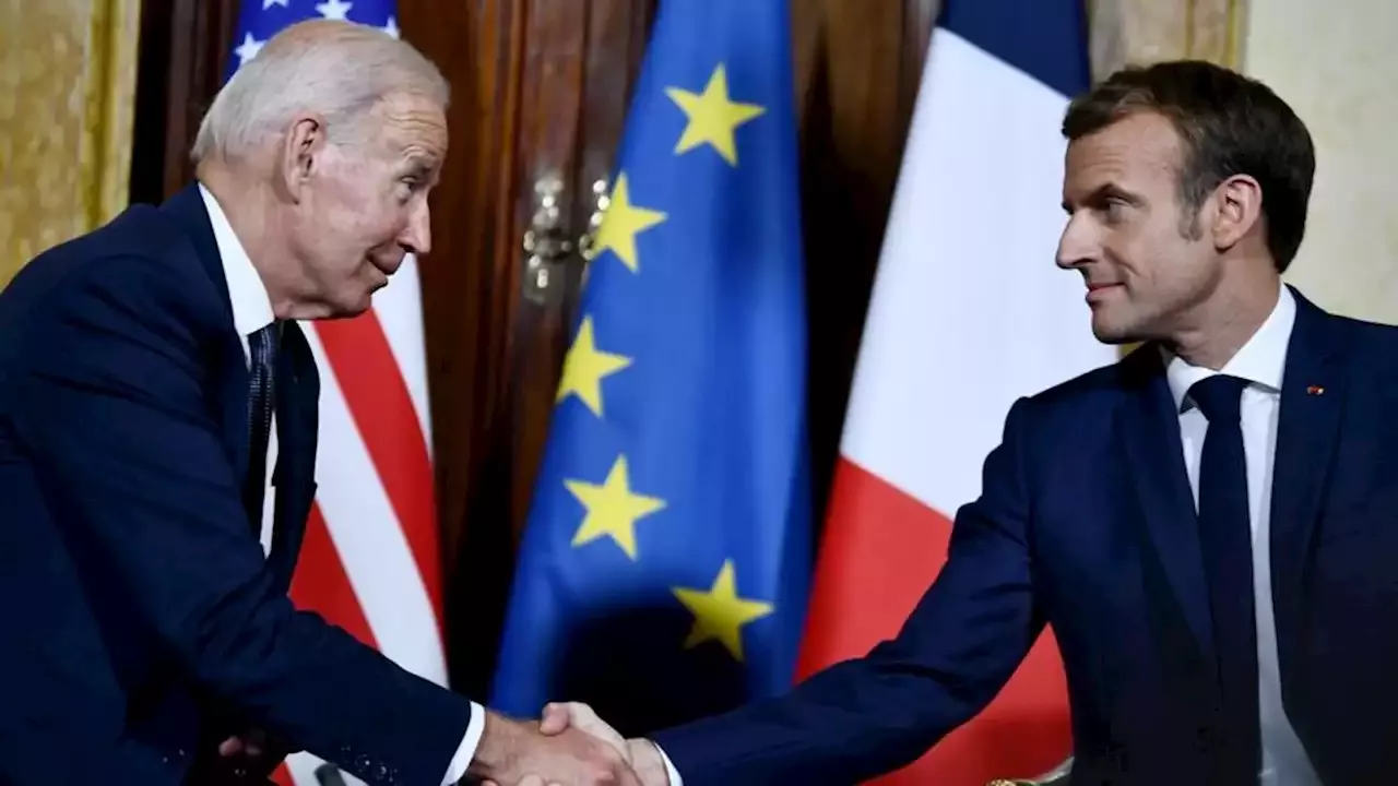 Donald Trump reçoit le patron français de LVMH, Bernard Arnault