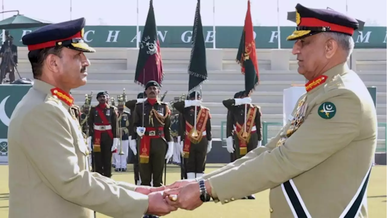 Pakistan's new army chief takes charge of military