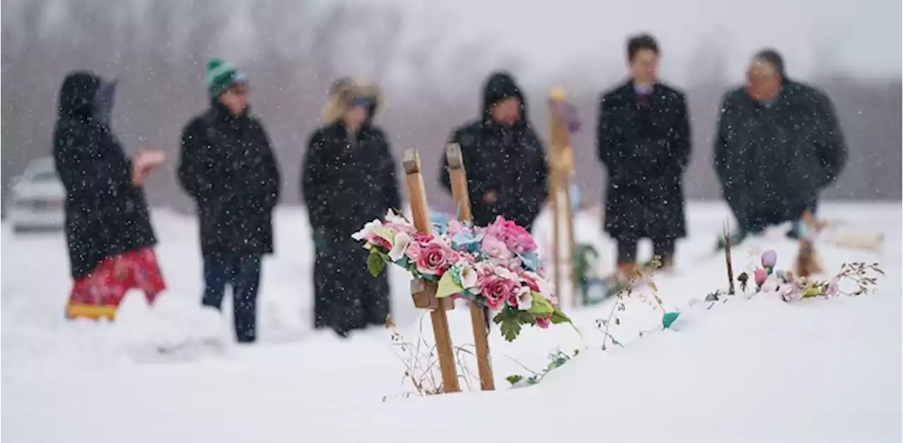 Trudeau visits Saskatchewan First Nation rocked by mass killing, announces funding