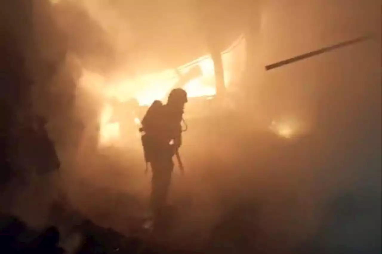 Video: gran incendio consume bodega textil en La Estrella, Antioquia