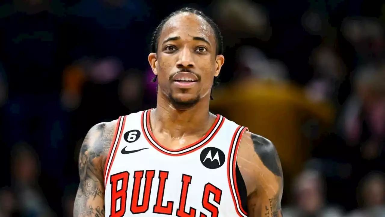 DeRozan scores 26, Bulls hand Jazz fifth straight loss