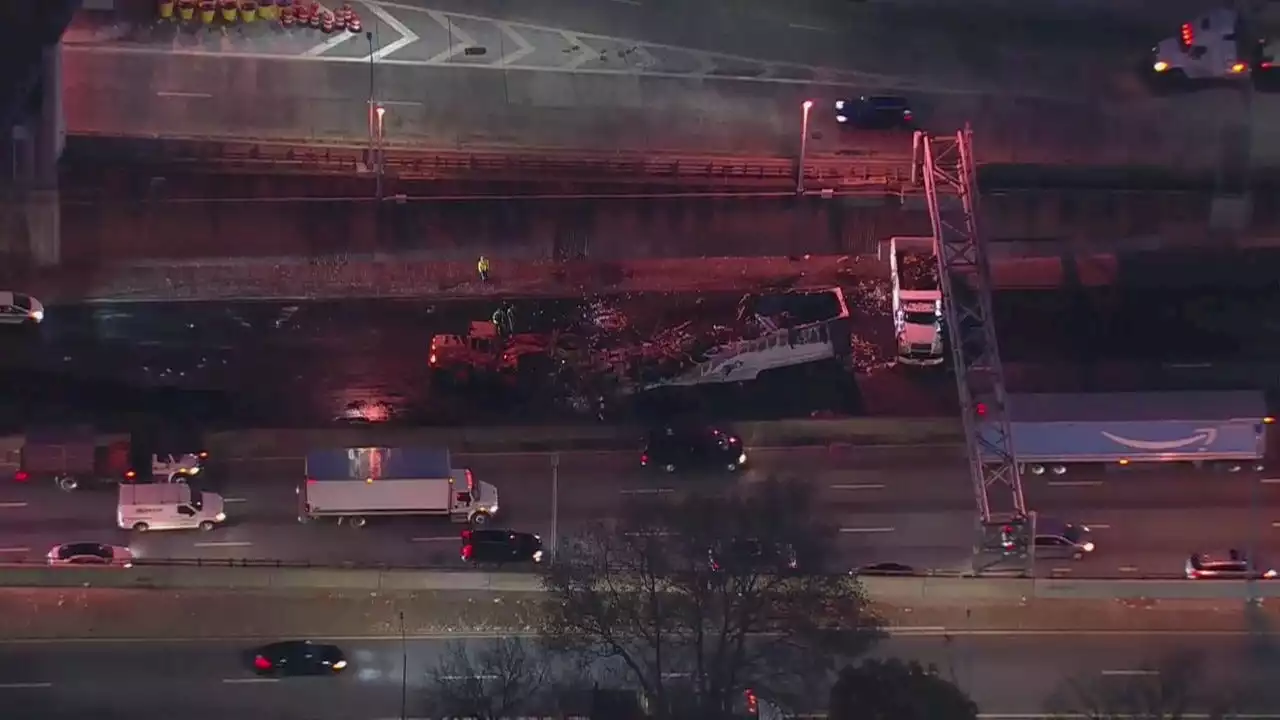 Deadly crash on Cross Bronx Expressway