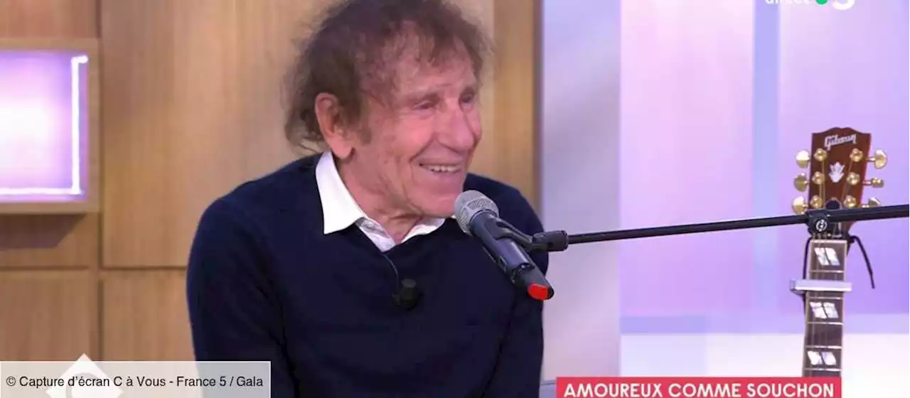 VIDÉO – Alain Souchon “encouragé” par sa femme Françoise : ses touchantes confidences - Gala