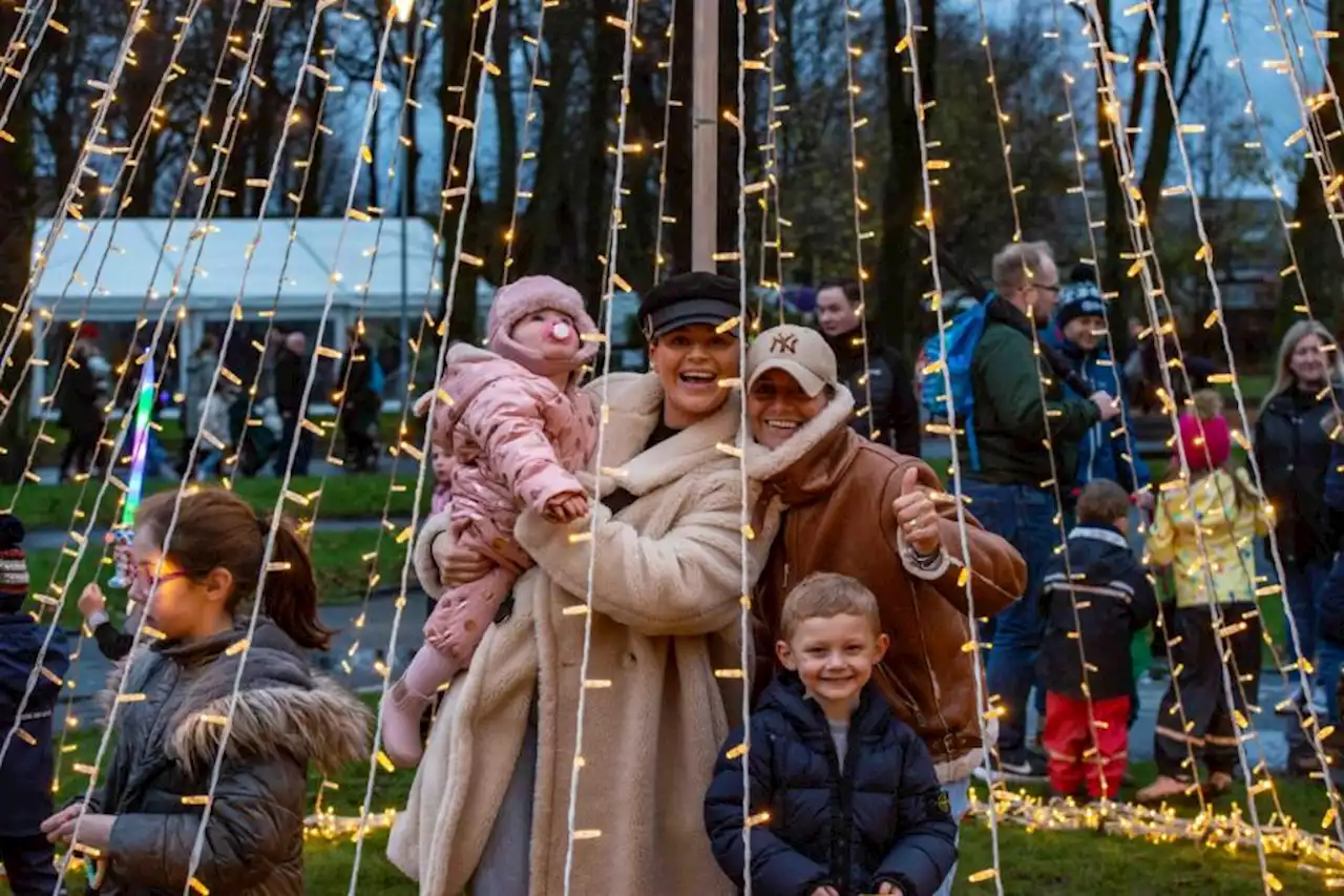 Renfrew shines bright as Christmas lights switched on