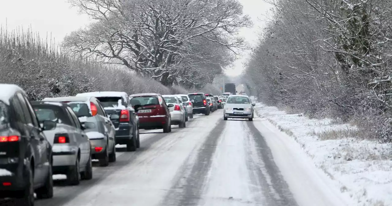 Odds slashed Christmas day snow as Met Éireann give update on White Christmas