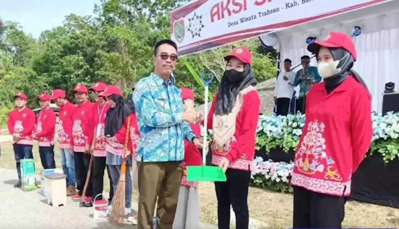 Pemkab Batara Melaksanakan Gerakan Sapta Pesona