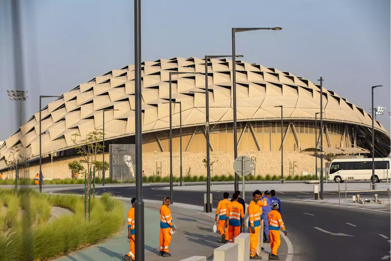 Secretário do comitê organizador da Copa diz que 400 a 500 operários morreram em obras ligadas ao torneio