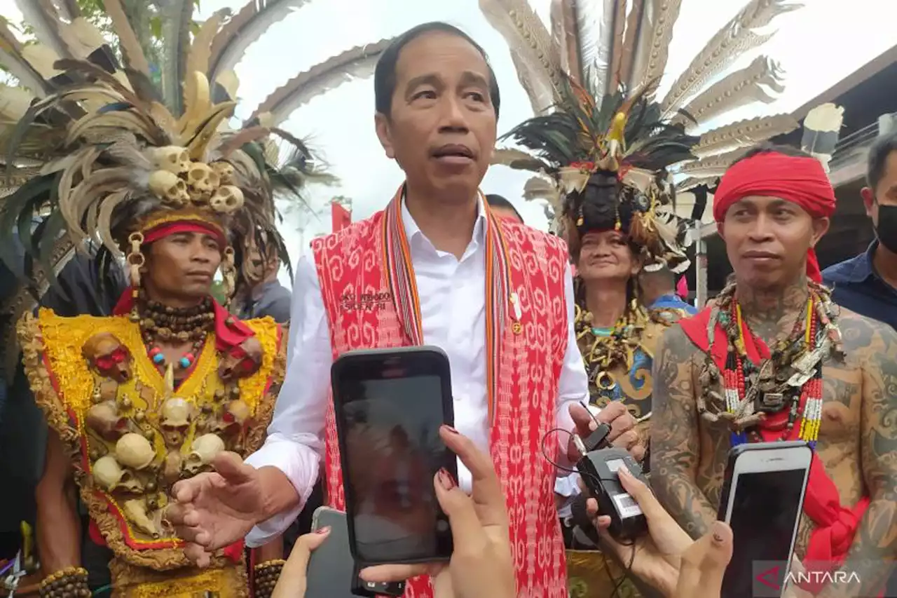 Presiden Jokowi: Dukungan Masyarakat Dayak Sangat Dibutuhkan