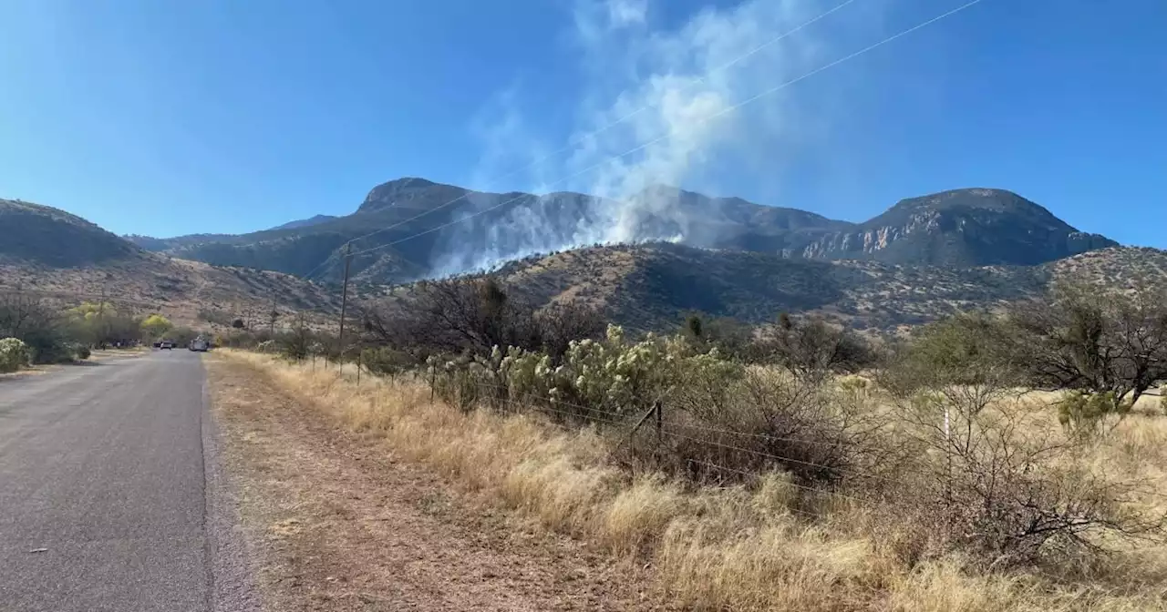 Wildfire near Carr Canyon, road closed to all traffic