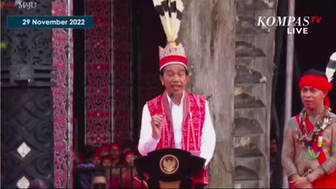 Di Depan Masyarakat Dayak, Jokowi Ingatkan Hindari Adu Domba di Tahun Politik dan Pilpres 2024