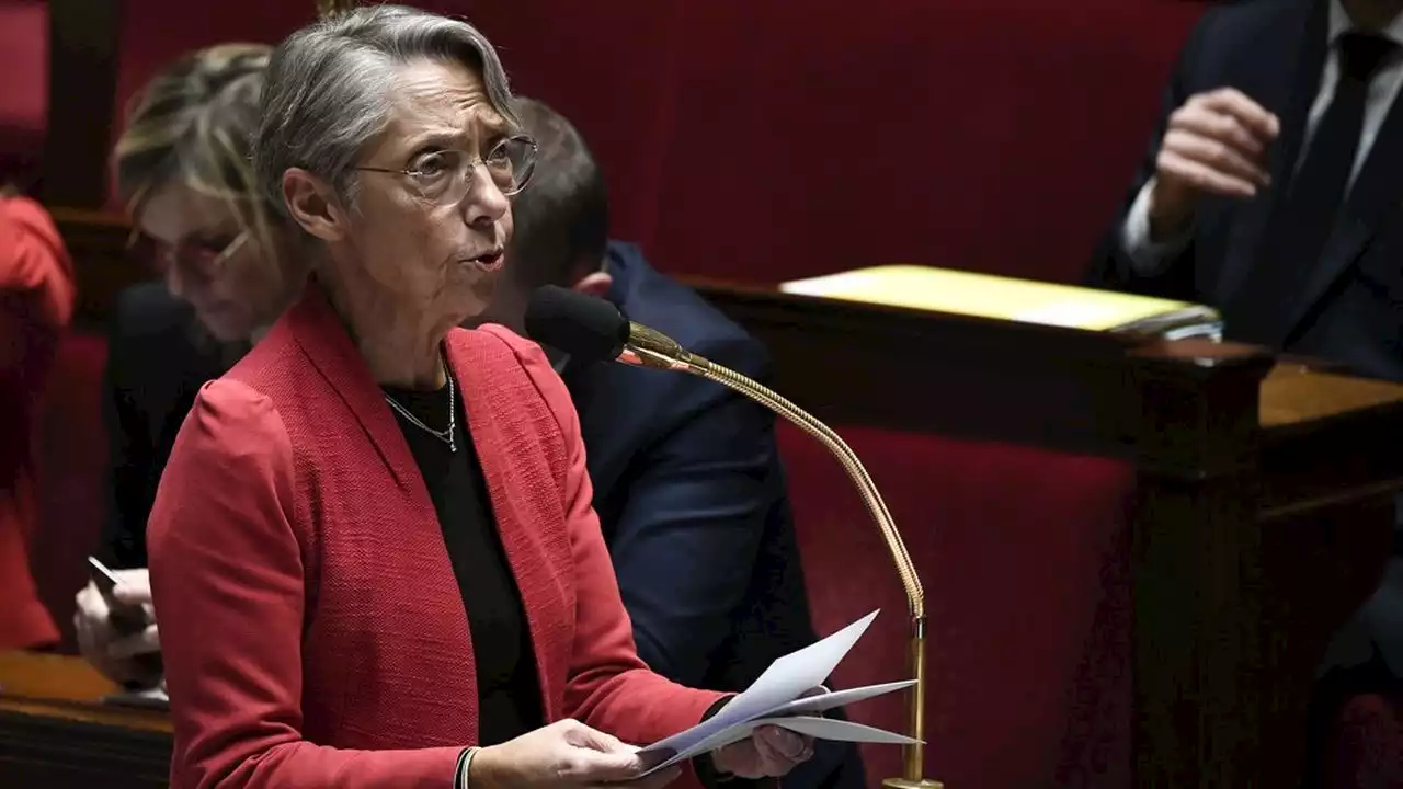 Covid : face au spectre d'une neuvième vague, Elisabeth Borne tire la sonnette d'alarme