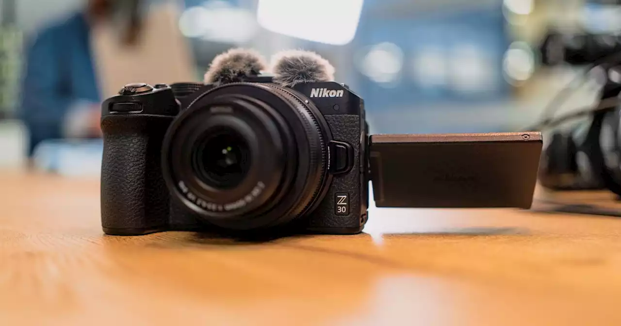 Test Nikon Z 30 : une déclinaison minimaliste pour un hybride accessible