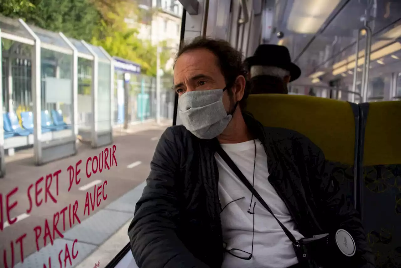 Covid : «l’épidémie repart», Borne appelle à remettre le masque dans les transports