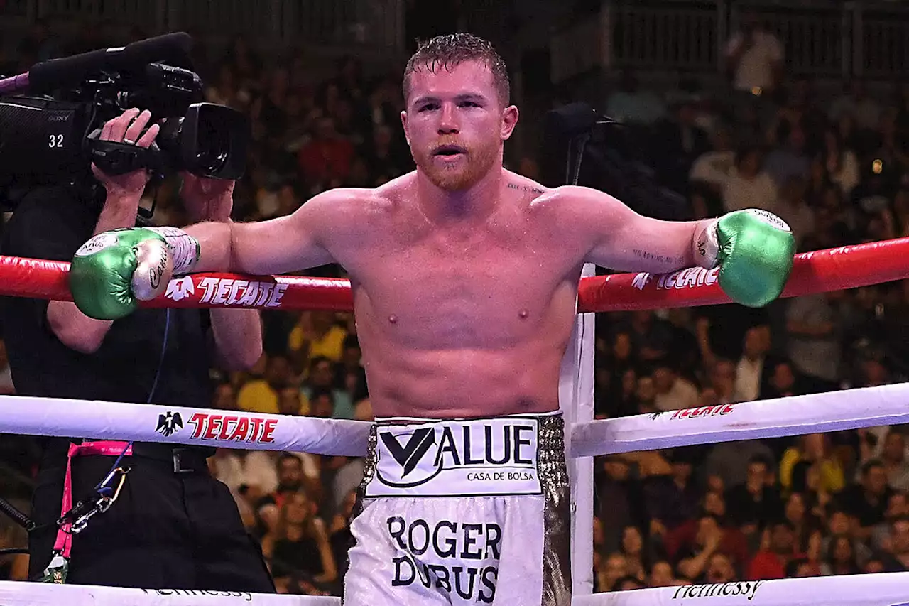 Canelo Álvarez mantiene viva discusión con 'Kun' Agüero, y suma a Miguel Layún