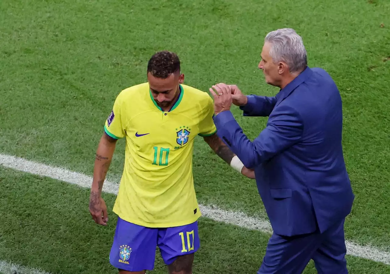 Brasil no arriesgará a Neymar en el juego ante Camerún