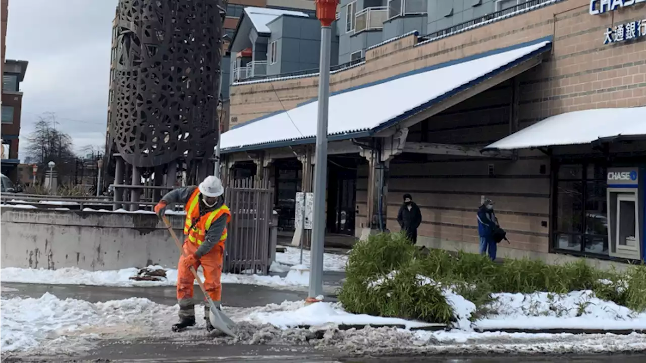 Weather around Puget Sound will be a 'doozy' with chances of snow