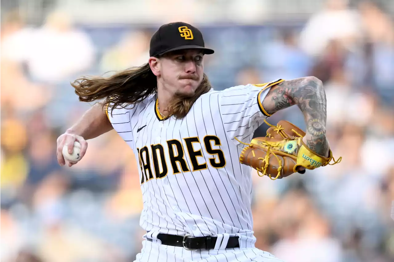 Padres Lose Pitcher to Free Agency: AP Source