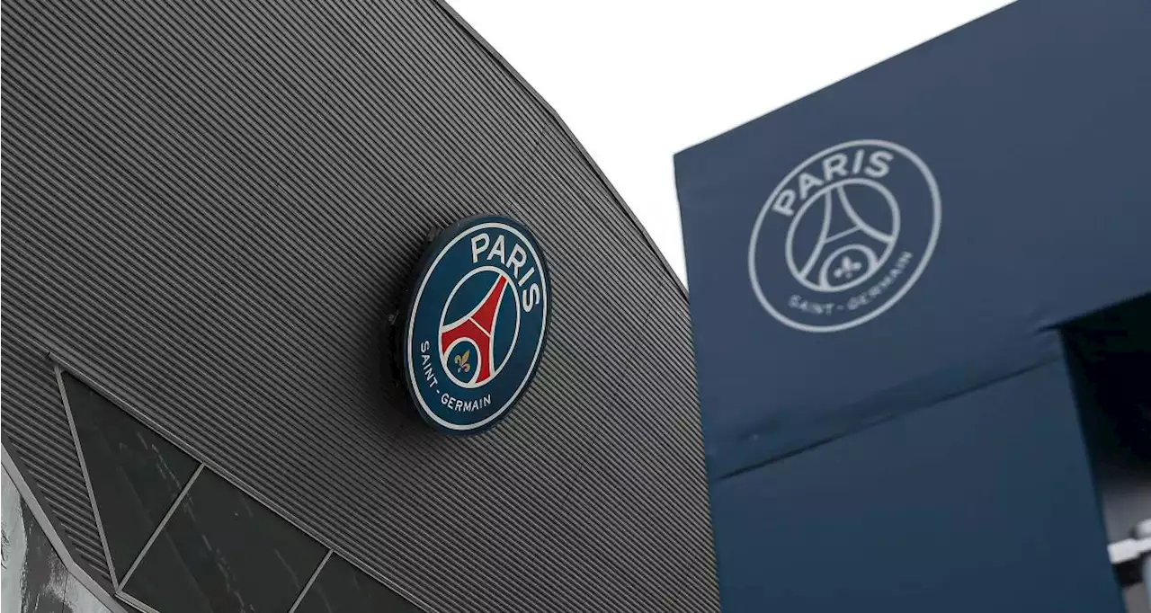 PSG : le premier adjoint d’Anne Hidalgo répond à Al-Khelaïfi pour le Parc et veut une meilleure offre