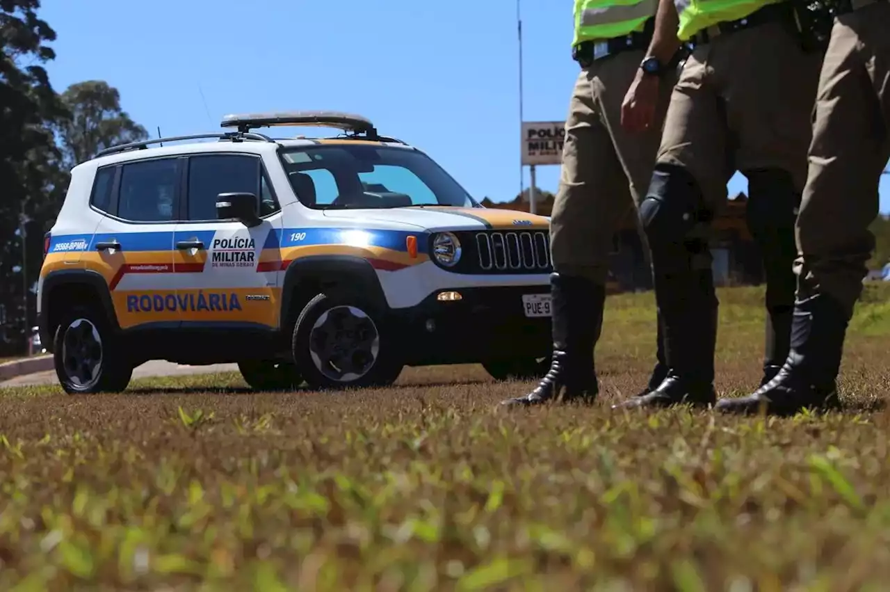 Mulher é arremessada de carro em movimento em Ipatinga, no Vale do Aço