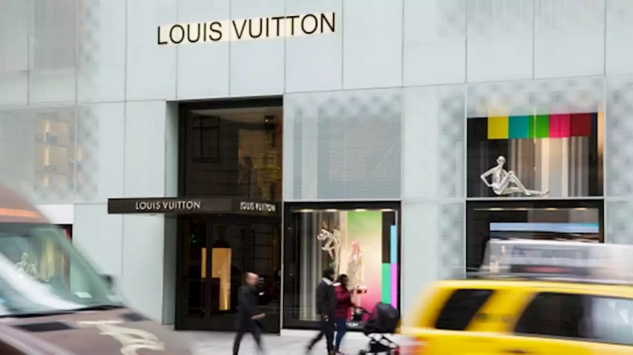 NYC’s Fifth Avenue Is the World’s Most Expensive Shopping Area