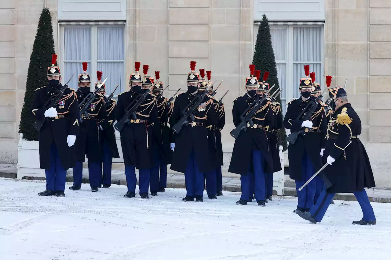 Élysée : un inconnu a réussi à se faufiler non loin du bureau du Président