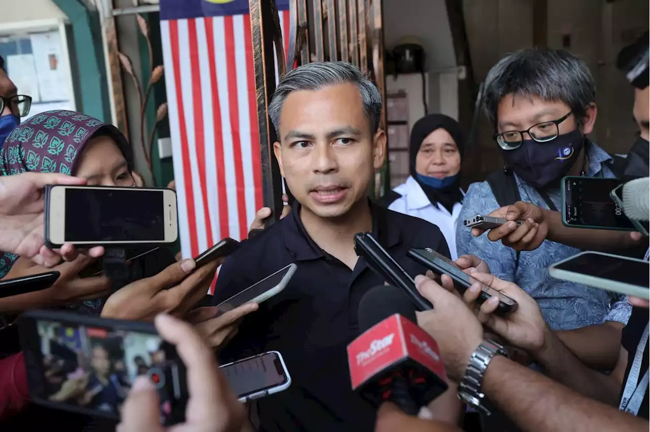 Perikatan man's remarks on unity govt an insult to royal institution, says Fahmi