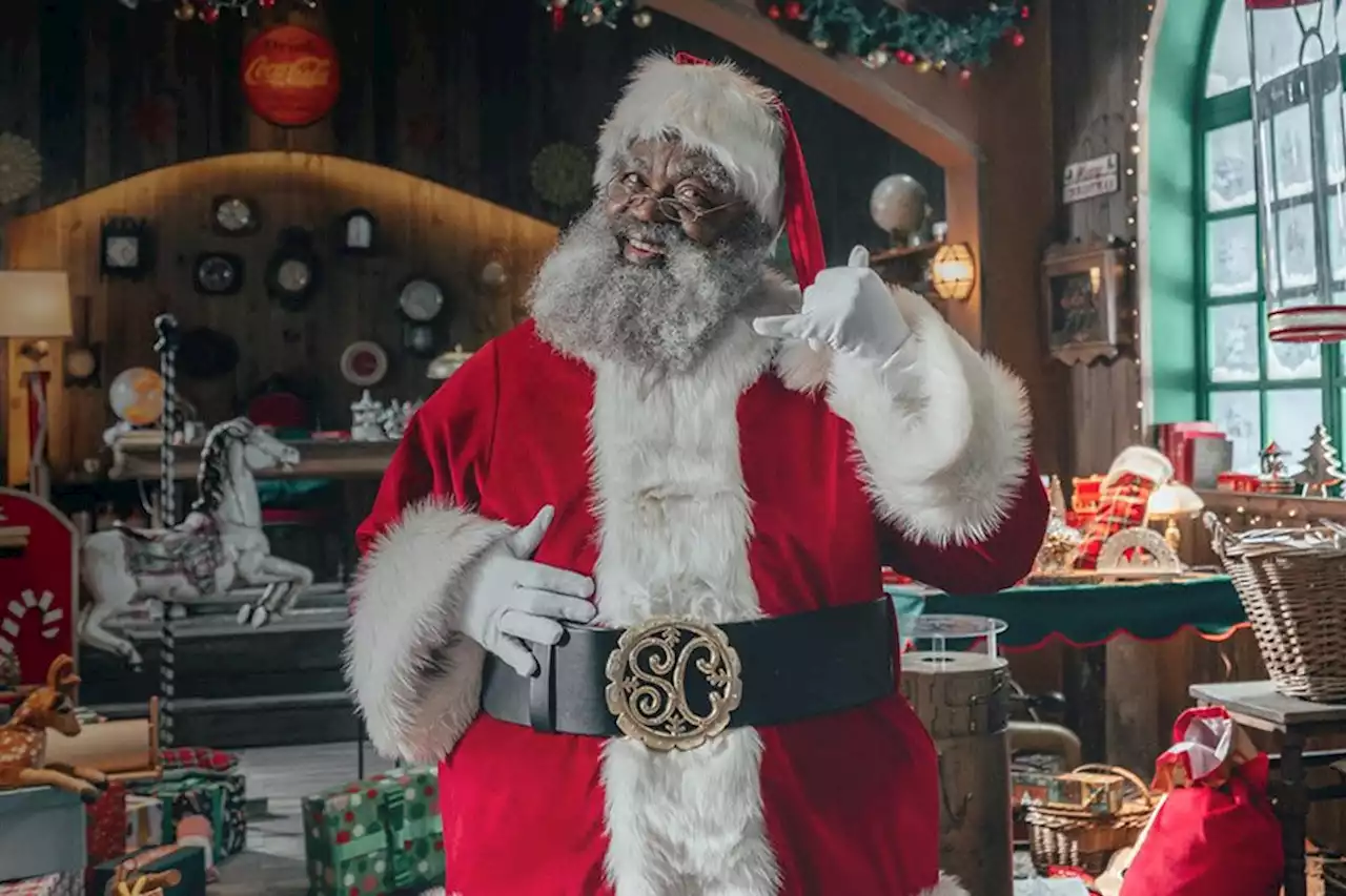 App de Natal da Coca-Cola coloca usuário na ceia do Papai Noel