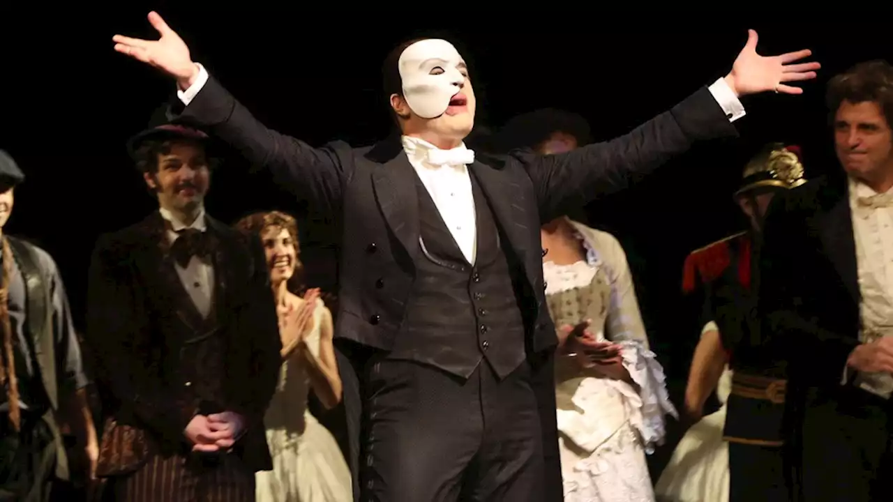 ‘The Phantom of the Opera’ Delays Broadway Closure